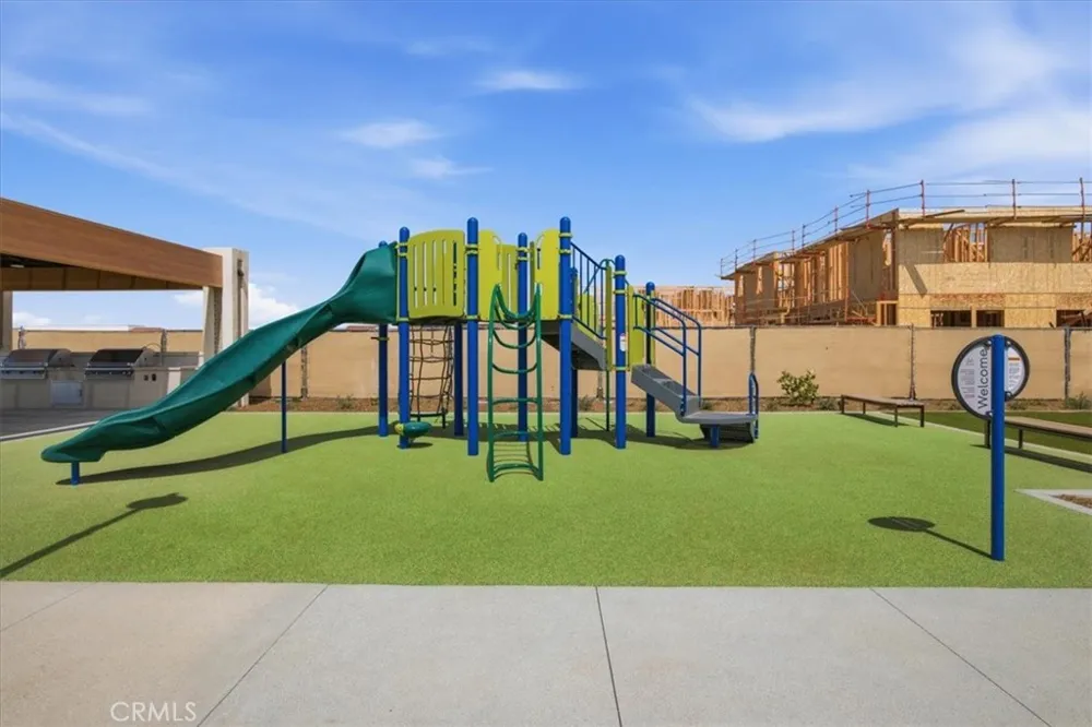 36137 Domingo Avenue #2002 Murrieta, CA 92563