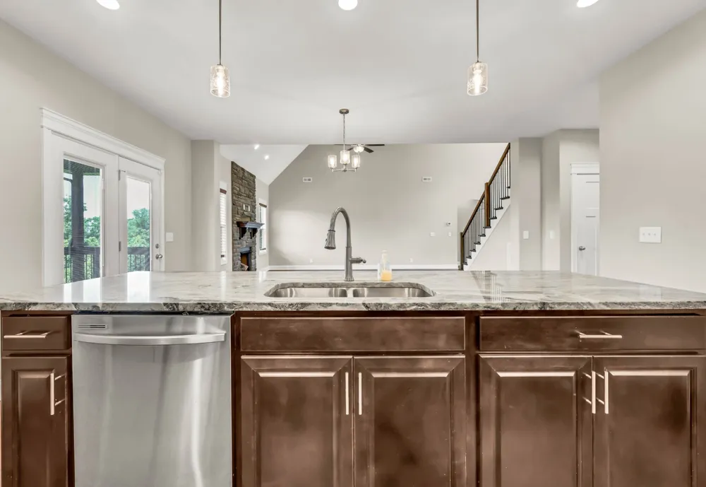 4018 Cooper Creek Rd Woodlawn, TN 37191