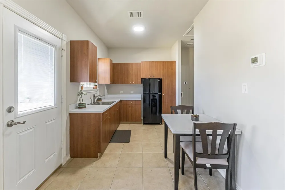 33519 Hillside Drive Pinehurst, TX 77362