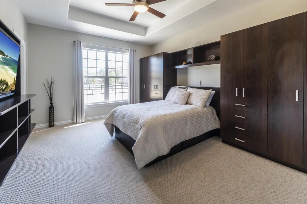 33519 Hillside Drive Pinehurst, TX 77362