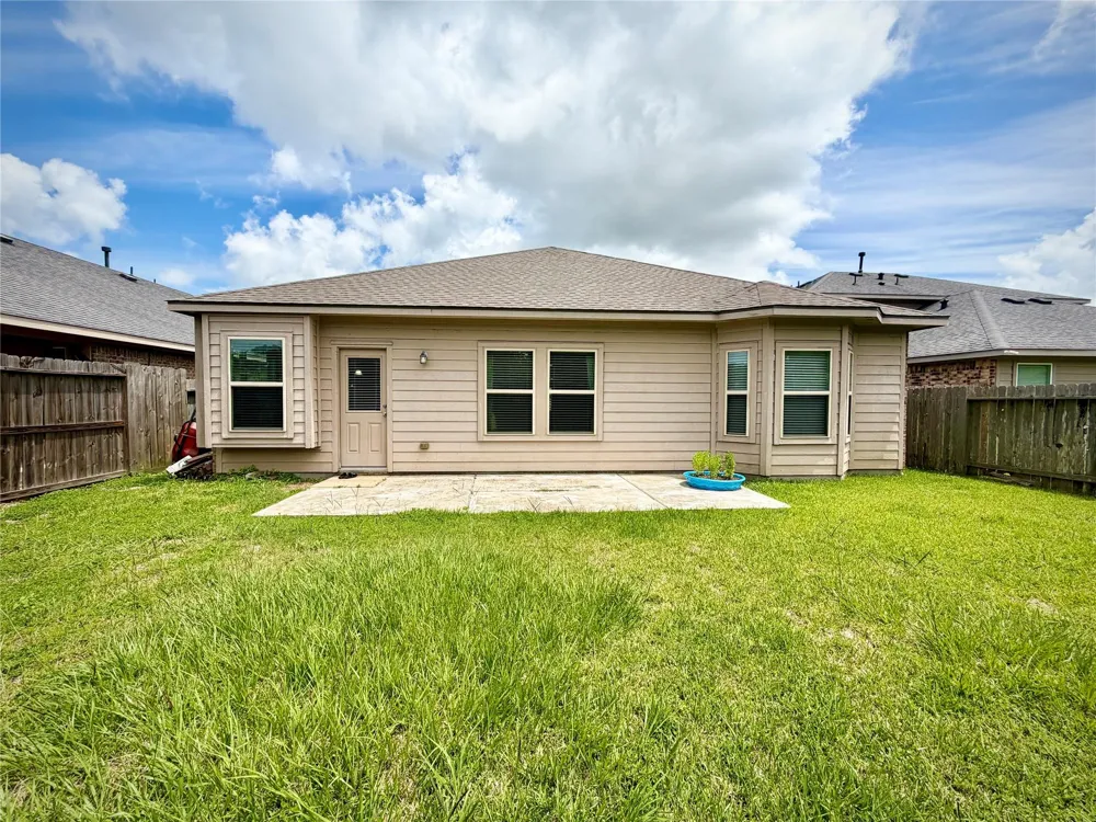 310 Gulf Winds Drive Bacliff, TX 77518
