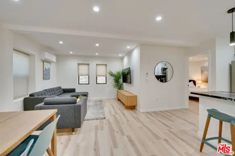 918 San Vicente Boulevard #C
