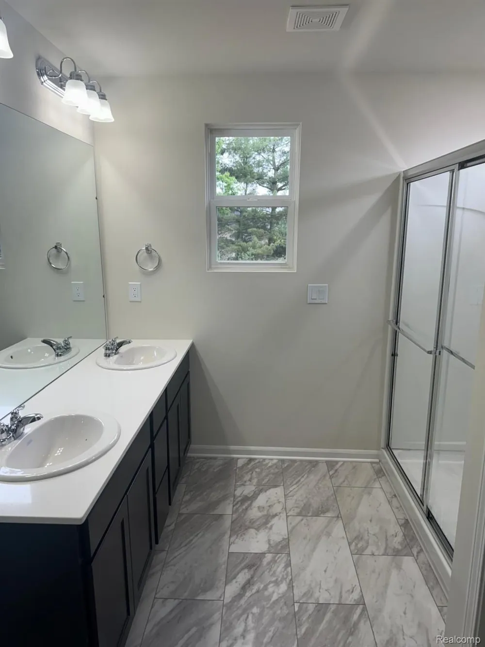627 ADDISON CIRCLE Commerce Charter Township, MI 48390