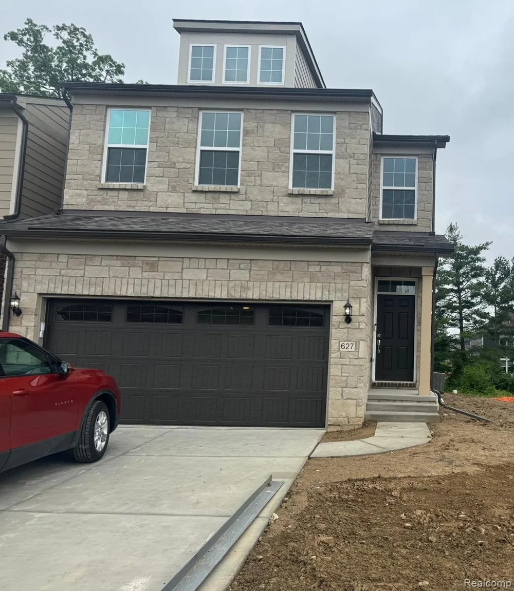 627 ADDISON CIRCLE Commerce Charter Township, MI 48390