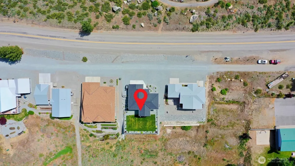 22 Frontage Road Pateros, WA 98846