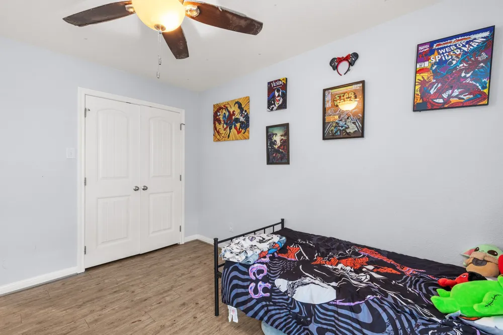 300 Bermuda Street Lacy Lakeview, TX 76705