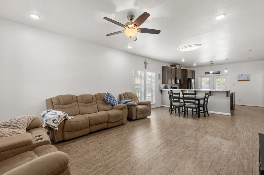 300 Bermuda Street Lacy Lakeview, TX 76705