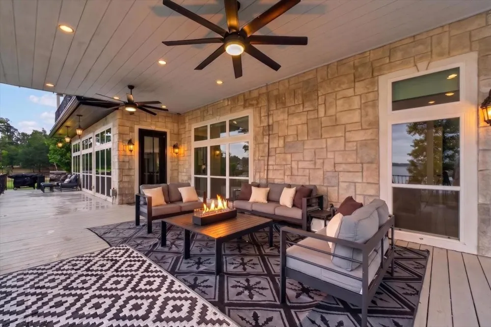 145 Private Road 52605 Pittsburg, TX 75686