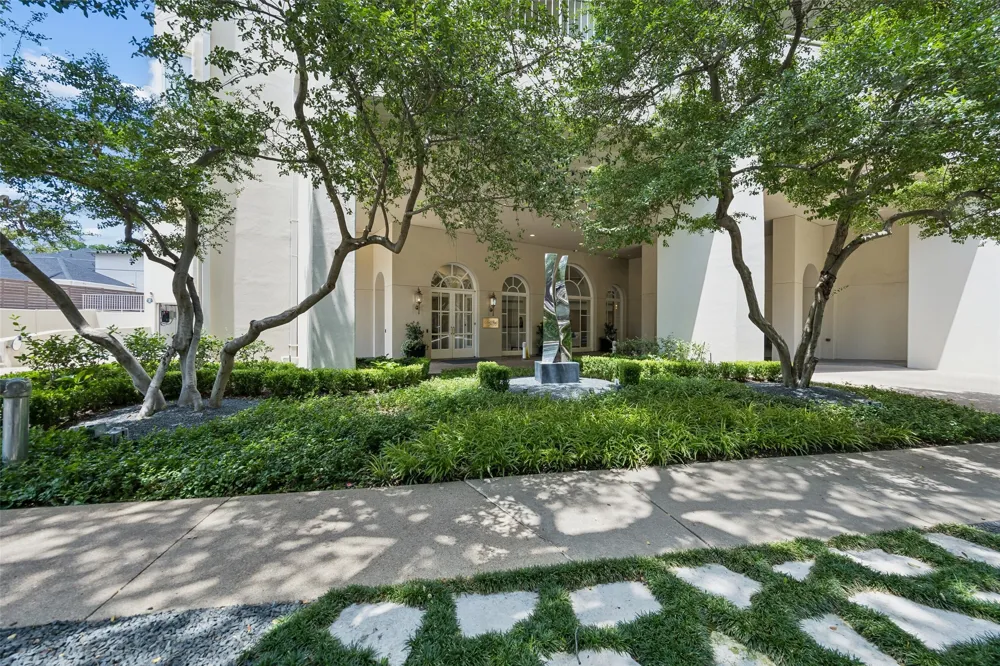 4500 Roland Avenue #701 Highland Park, TX 75219