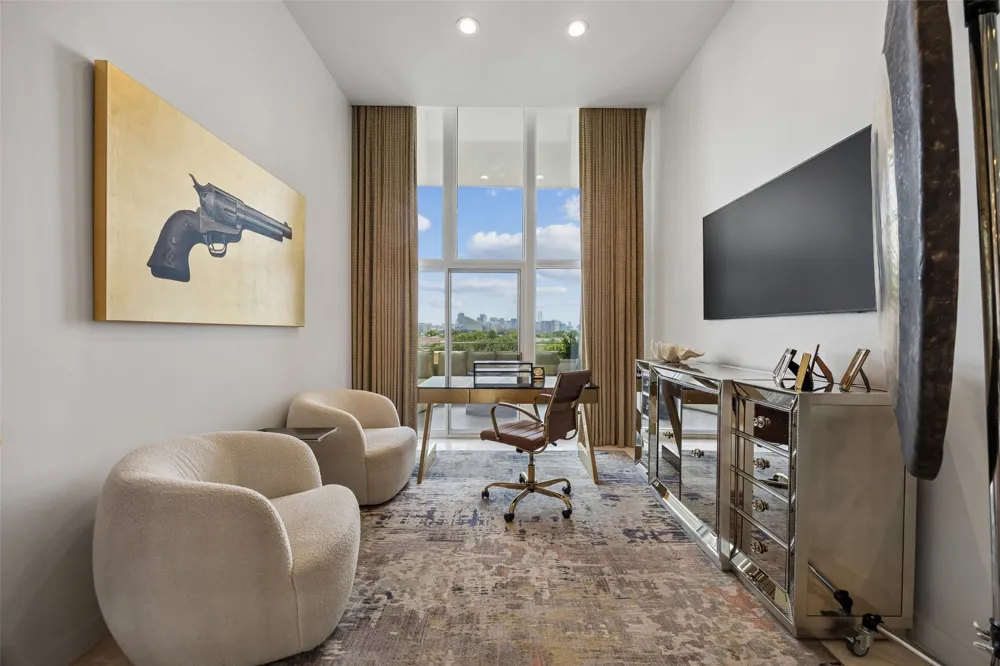 4500 Roland Avenue #701 Highland Park, TX 75219