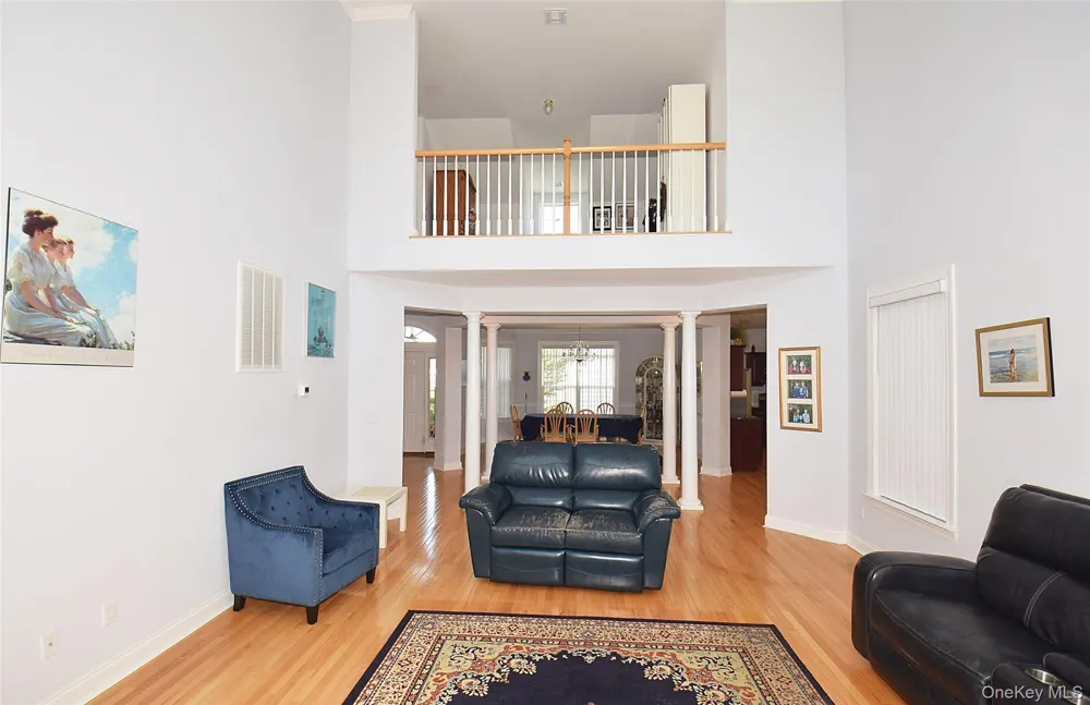 56 Foxglove Row Aquebogue, NY 11901