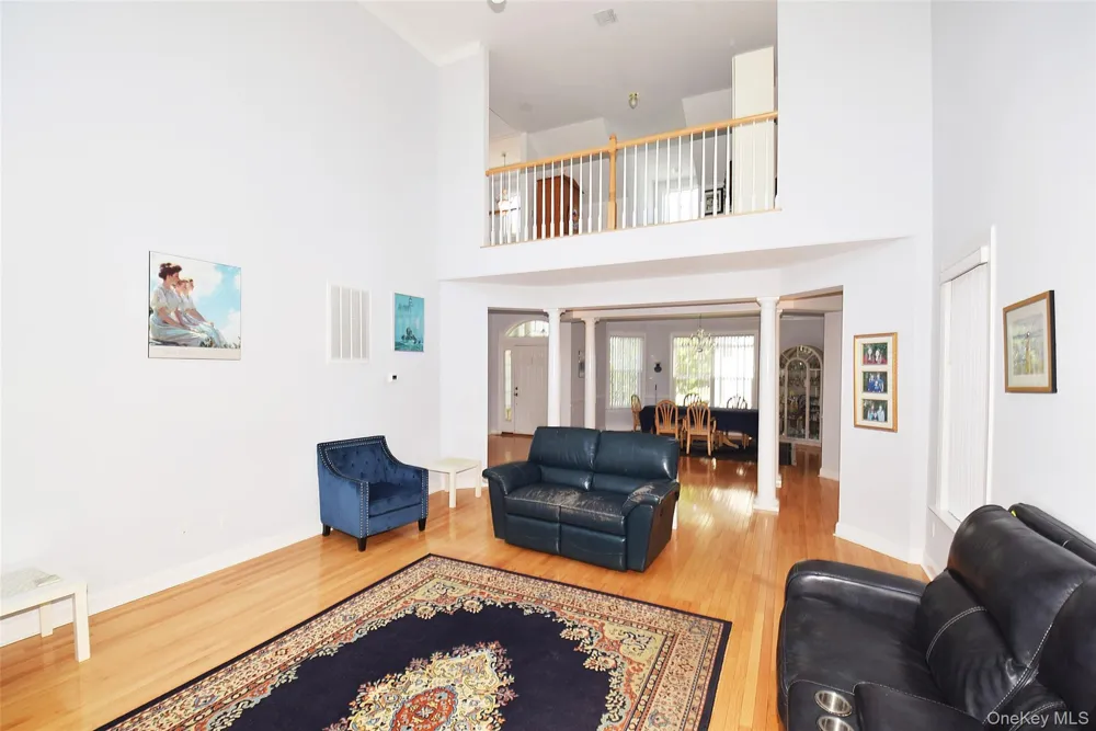56 Foxglove Row Aquebogue, NY 11901