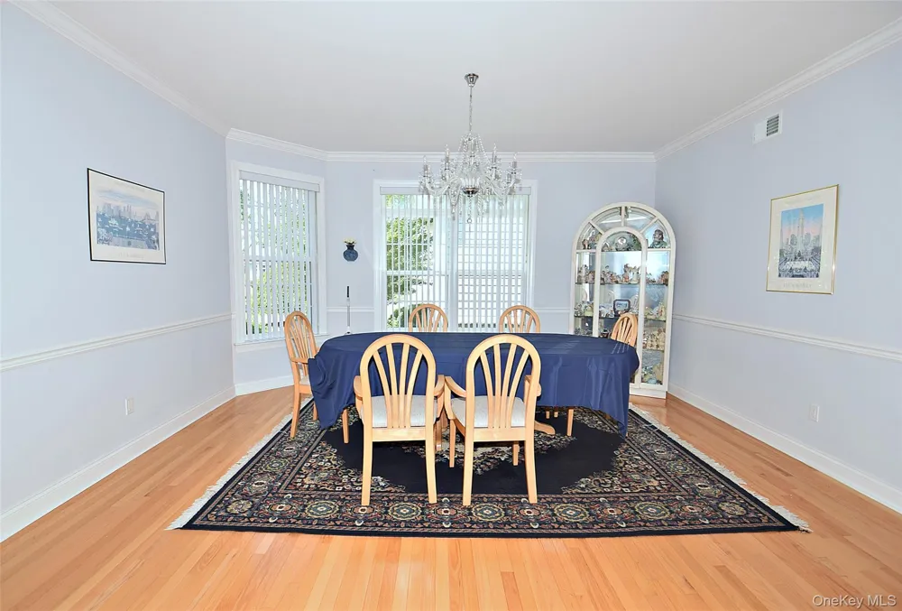 56 Foxglove Row Aquebogue, NY 11901