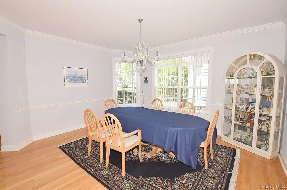 56 Foxglove Row Aquebogue, NY 11901