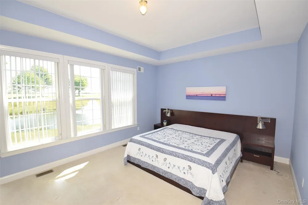56 Foxglove Row Aquebogue, NY 11901