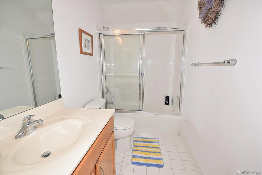 56 Foxglove Row Aquebogue, NY 11901