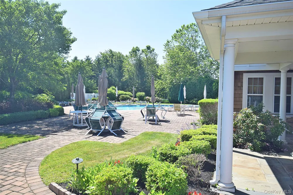 56 Foxglove Row Aquebogue, NY 11901