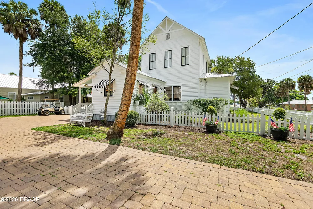 220 S 4th Street Palatka, FL 32177