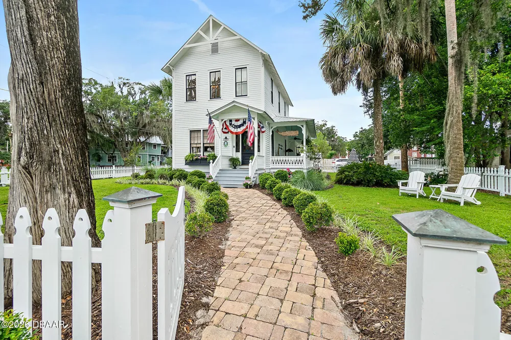220 S 4th Street Palatka, FL 32177