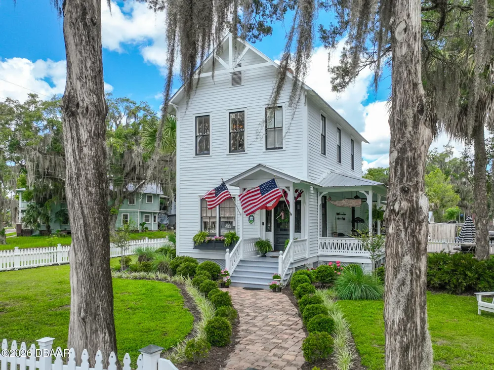 220 S 4th Street Palatka, FL 32177
