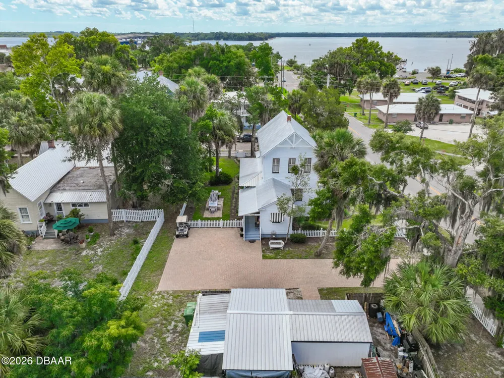 220 S 4th Street Palatka, FL 32177