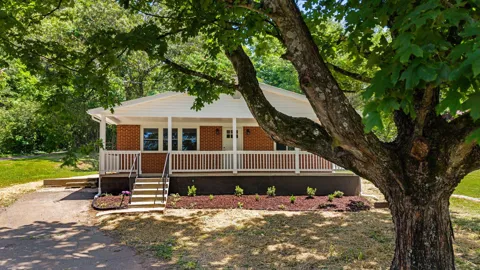 3453 Highway 39w