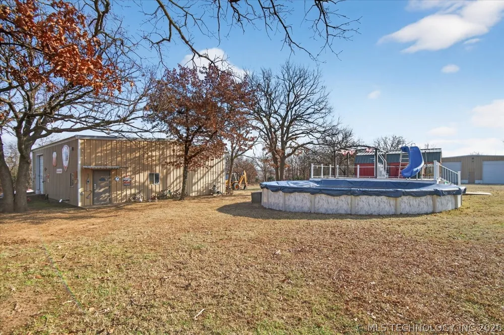 1127 5205 ROAD Pawhuska, OK 74056