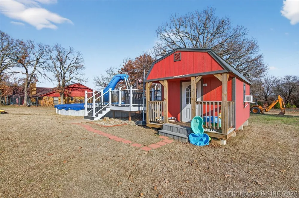 1127 5205 ROAD Pawhuska, OK 74056