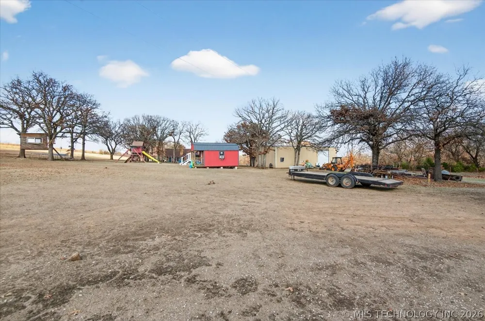 1127 5205 ROAD Pawhuska, OK 74056