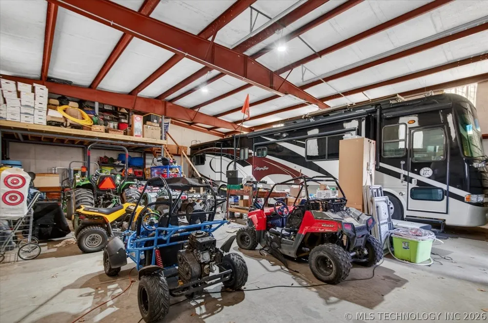 1127 5205 ROAD Pawhuska, OK 74056