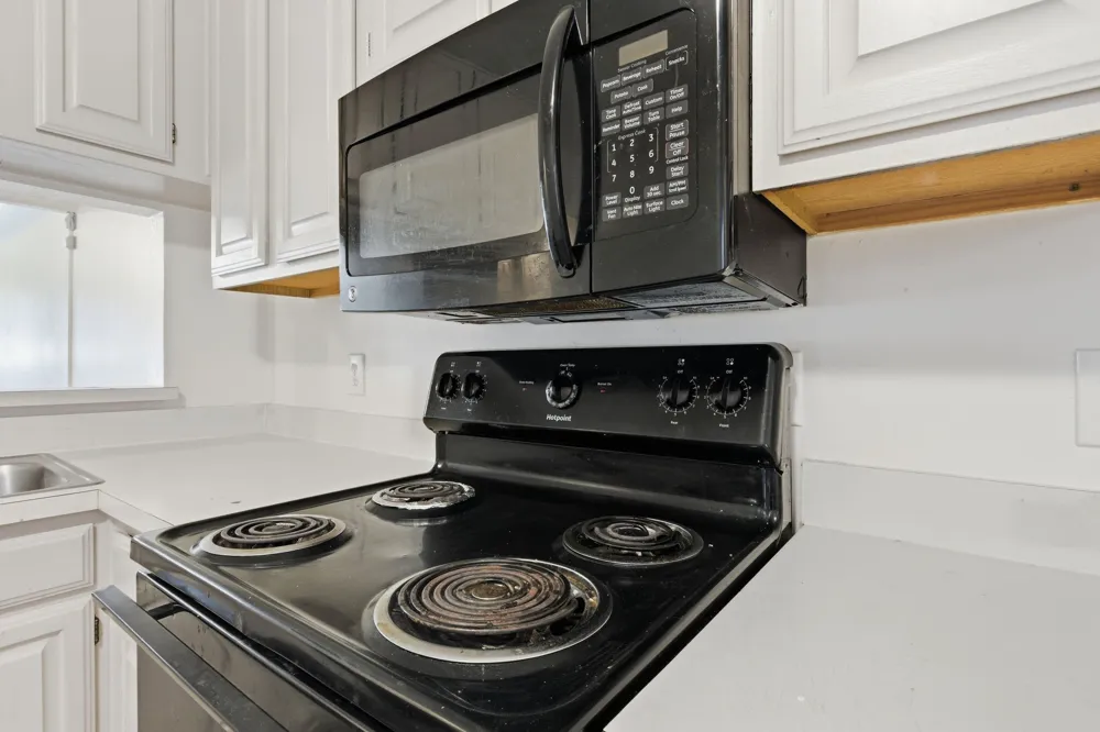 119 Larchbrook Drive DeSoto, TX 75115