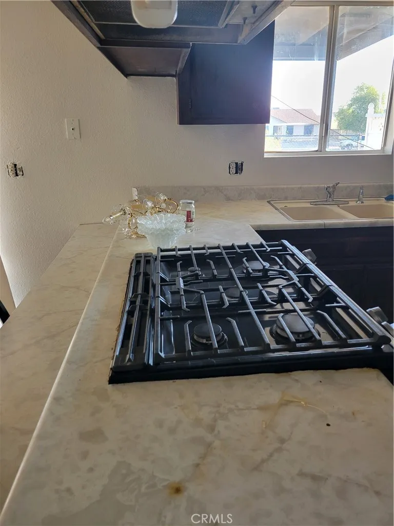1340 Larchwood Needles, CA 92363
