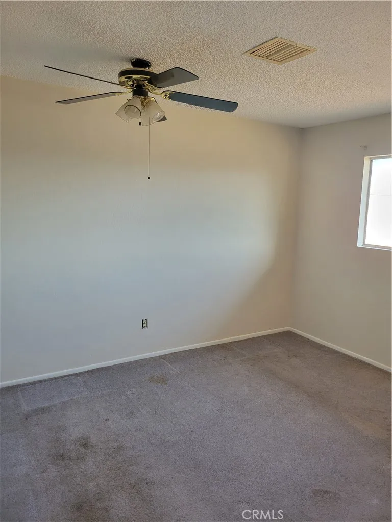 1340 Larchwood Needles, CA 92363