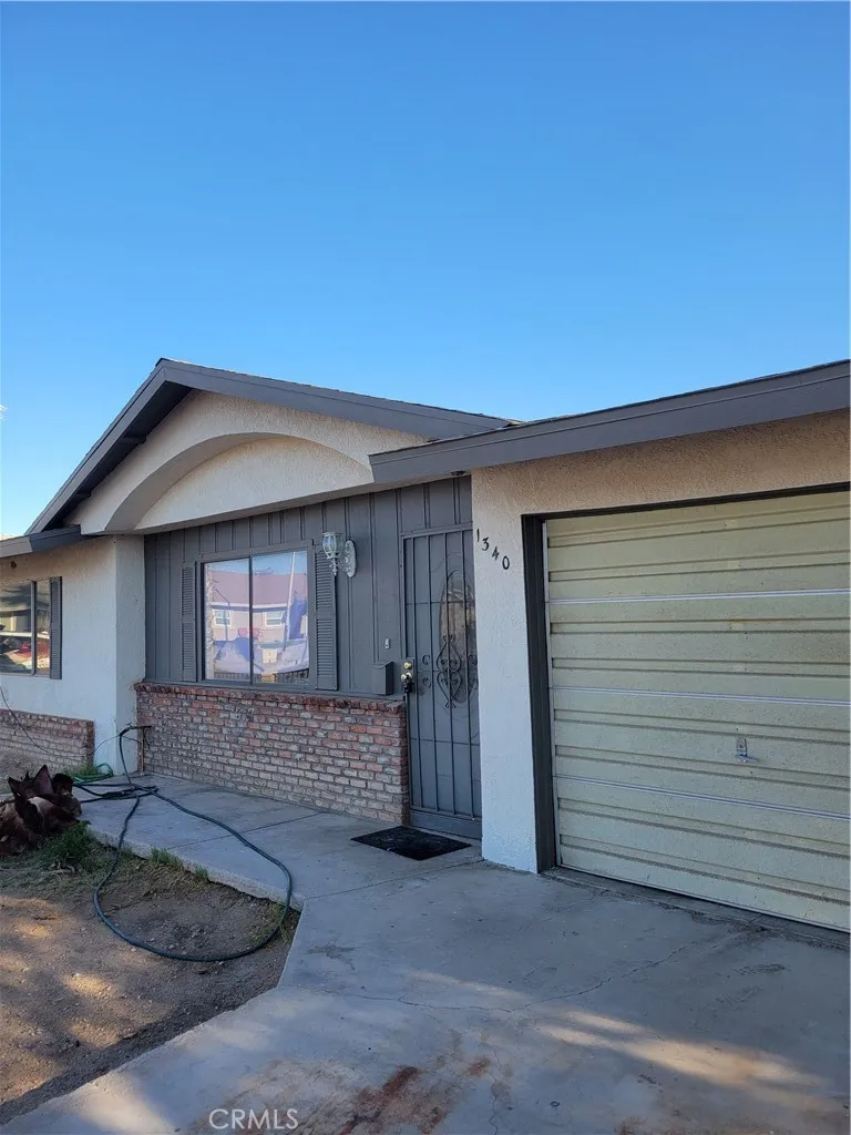 1340 Larchwood Needles, CA 92363