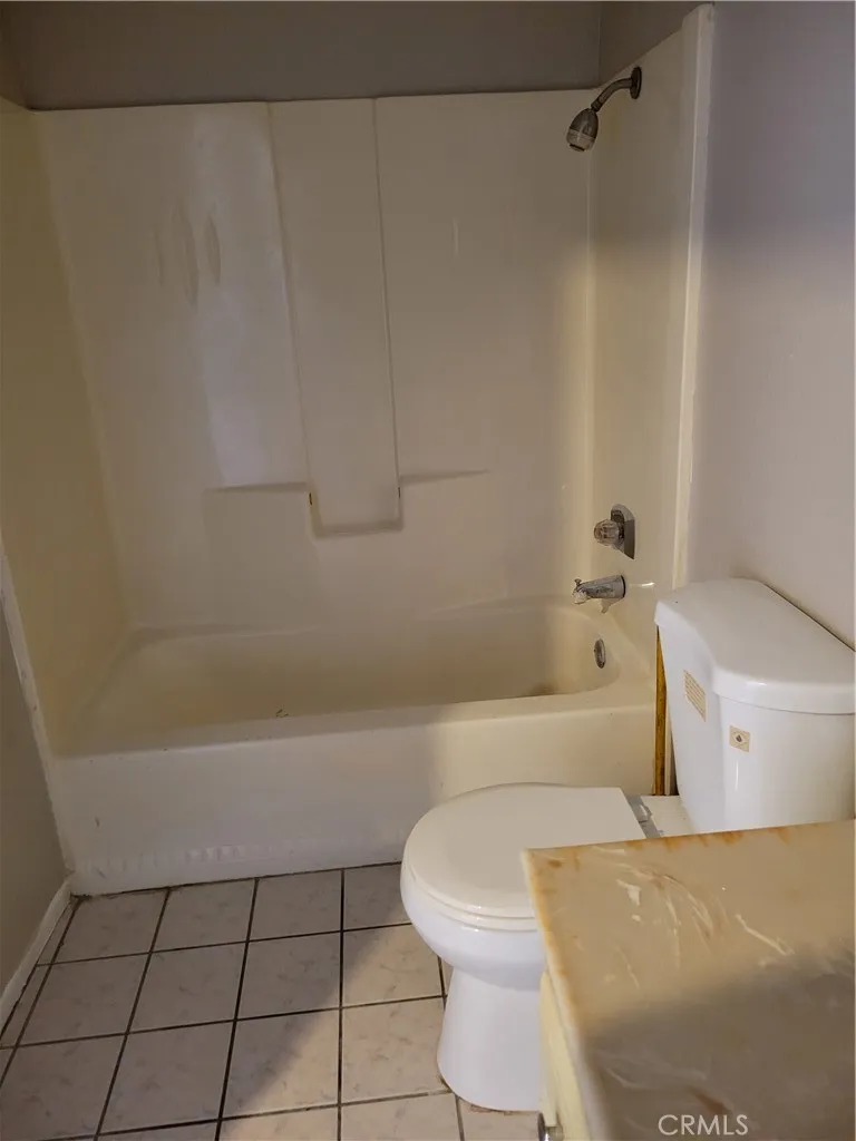 1340 Larchwood Needles, CA 92363