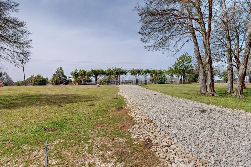 17073 Fm 2613 Kemp, TX 75143