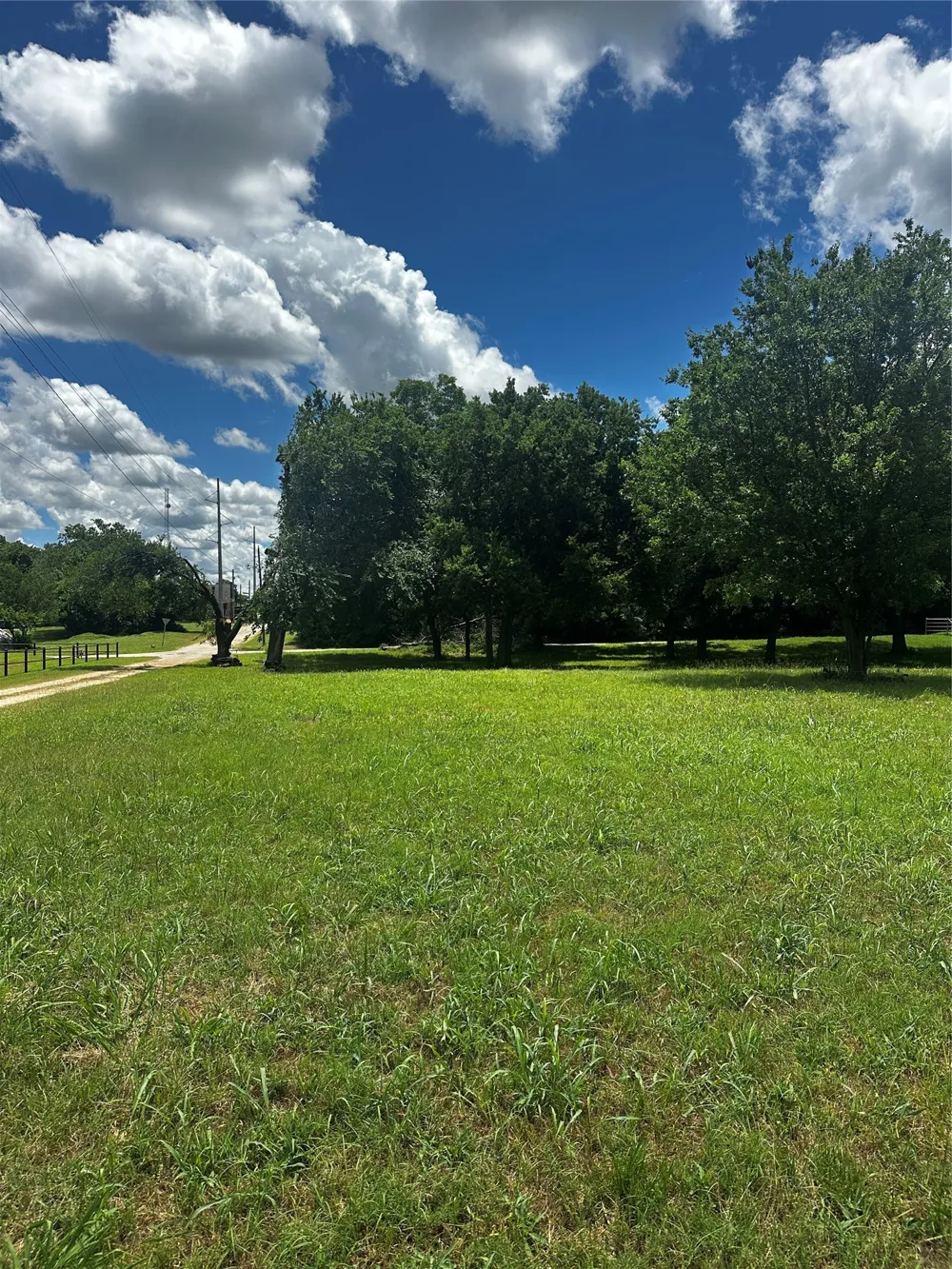 701 W Howell Street St Jo, TX 76265