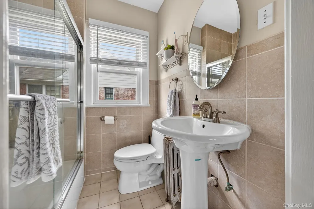 2456 Rockville Centre Parkway Oceanside, NY 11572