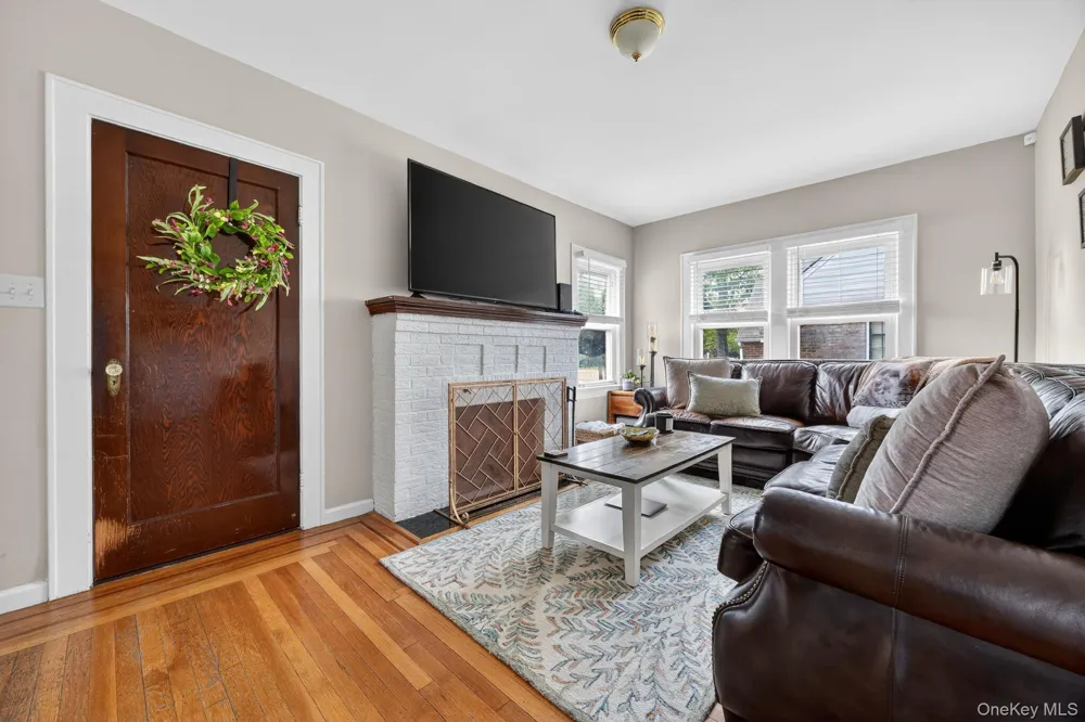 2456 Rockville Centre Parkway Oceanside, NY 11572