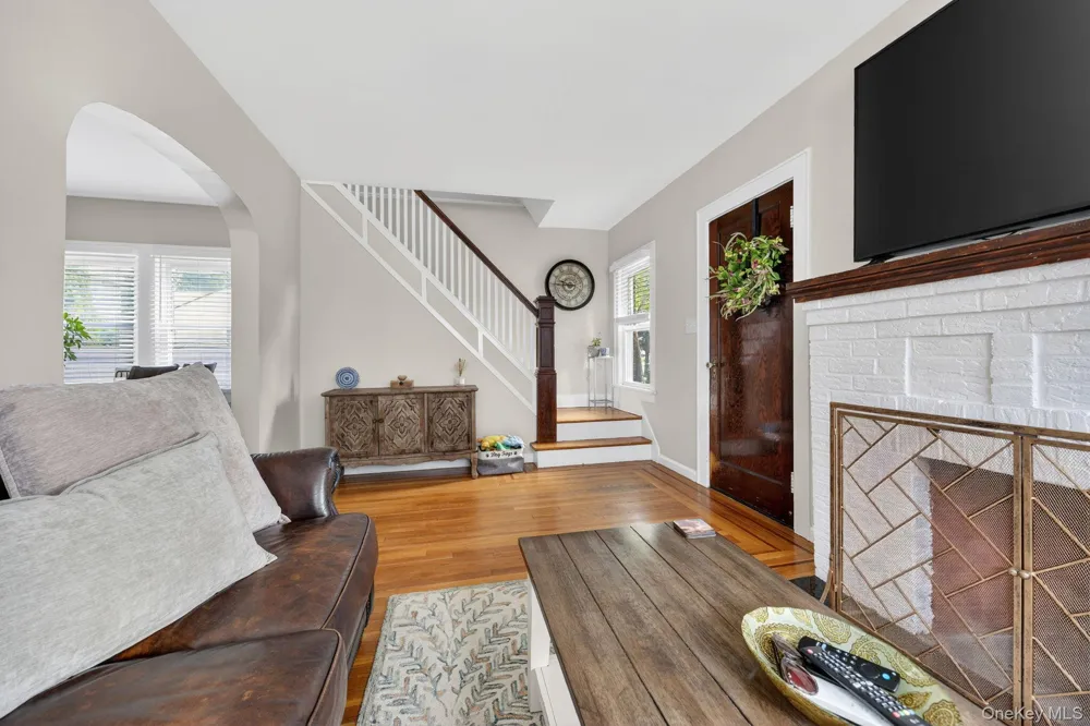 2456 Rockville Centre Parkway Oceanside, NY 11572