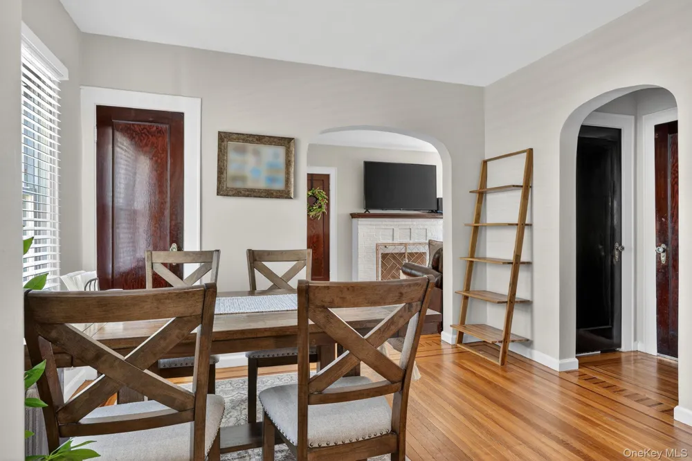 2456 Rockville Centre Parkway Oceanside, NY 11572