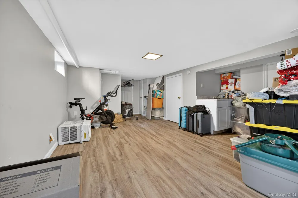 2456 Rockville Centre Parkway Oceanside, NY 11572