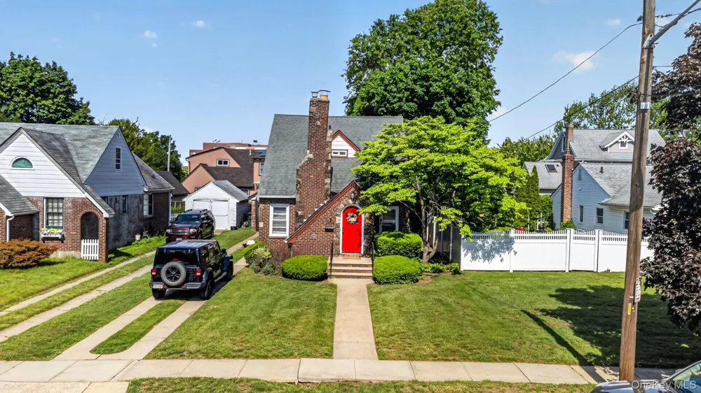 2456 Rockville Centre Parkway Oceanside, NY 11572