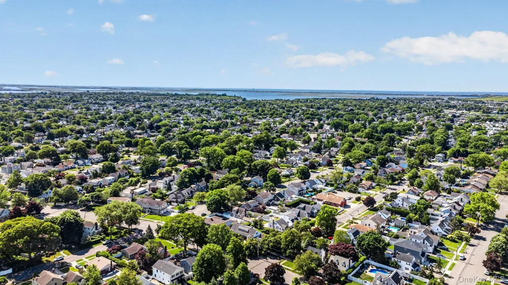 2456 Rockville Centre Parkway Oceanside, NY 11572