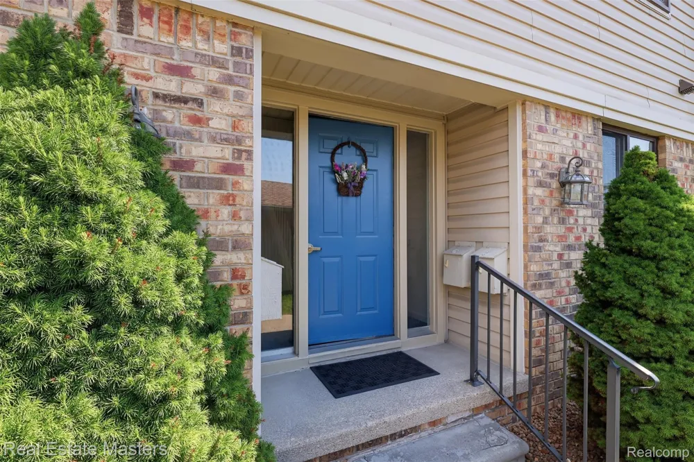 1700 River Road #8 Marysville City, MI 48040