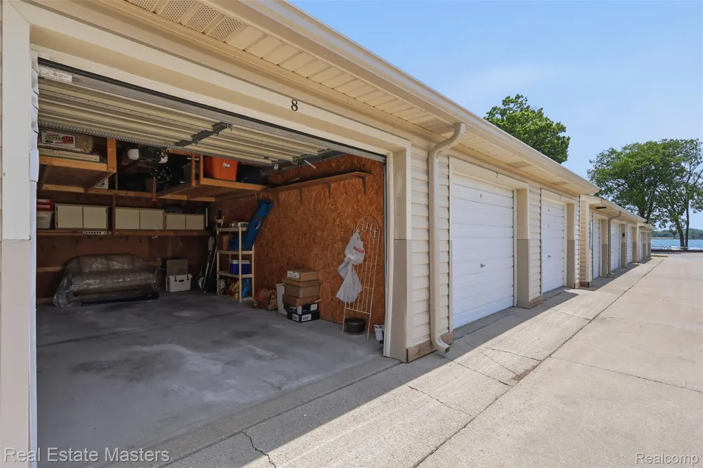 1700 River Road #8 Marysville City, MI 48040