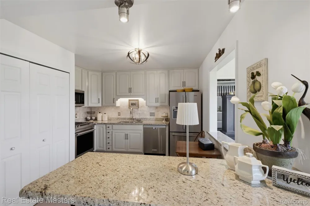 1700 River Road #8 Marysville City, MI 48040