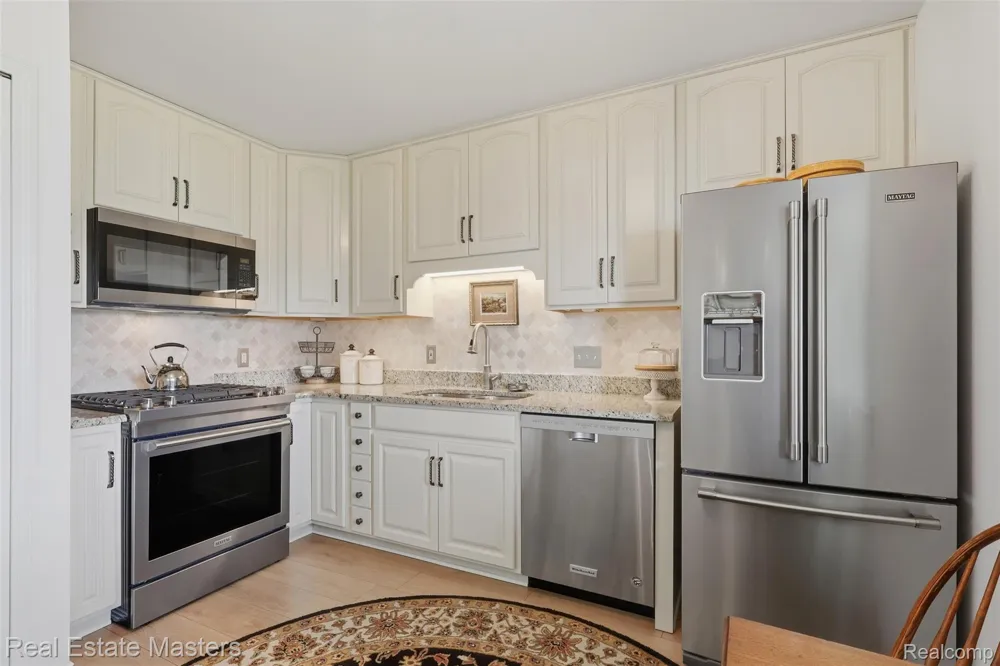 1700 River Road #8 Marysville City, MI 48040
