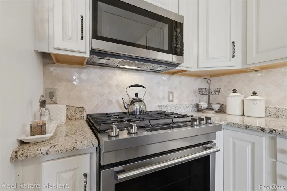 1700 River Road #8 Marysville City, MI 48040