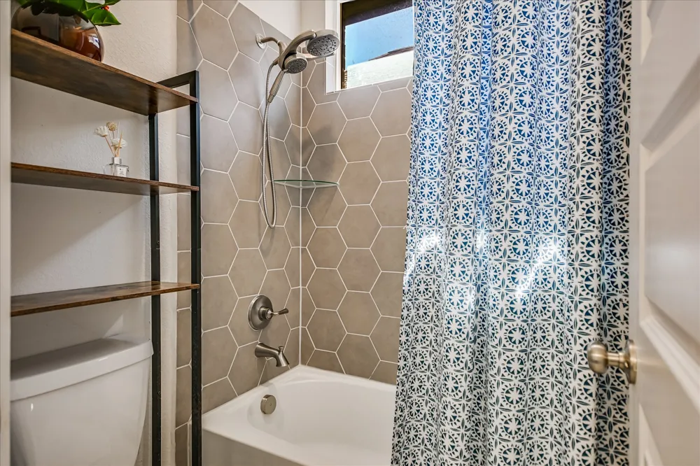 20908 Claire Jean Path Pflugerville, TX 78660